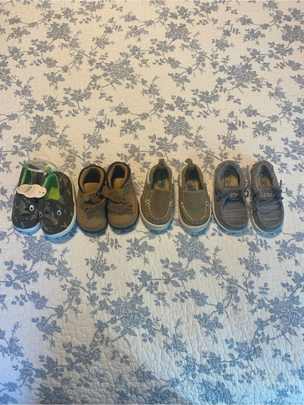 Baby Boy/Toddler Shoe Bundle Size 2/3 Hey Dude, Wonder Nation, Oshkosh